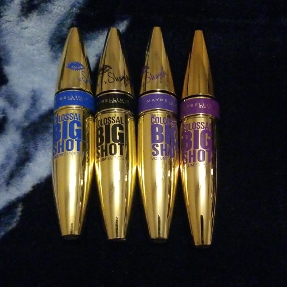 Mascara - Picture 3 of 5